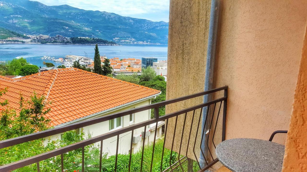 Apartman Sa Pogledom Na More 4 Budva Exterior foto